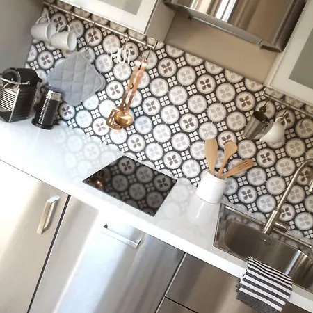 Junior The Backyard Tby 01 Trier