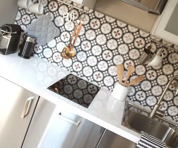 Junior The Backyard Tby 01 Trier